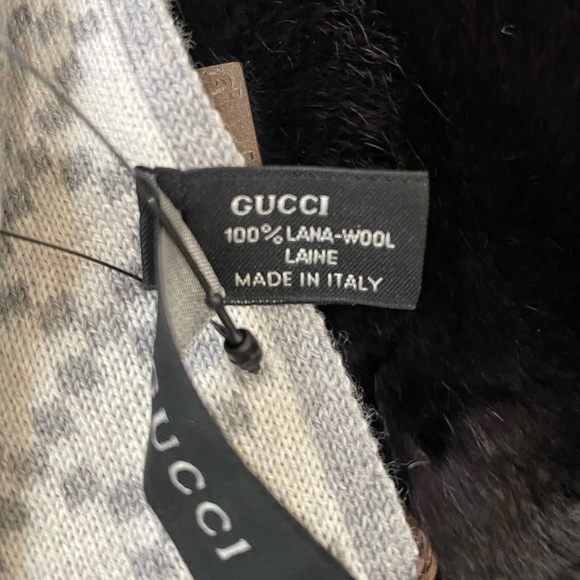 NEW!  Gucci Gray Diamond Script Logo Wool Scarf - Picture 5 of 5